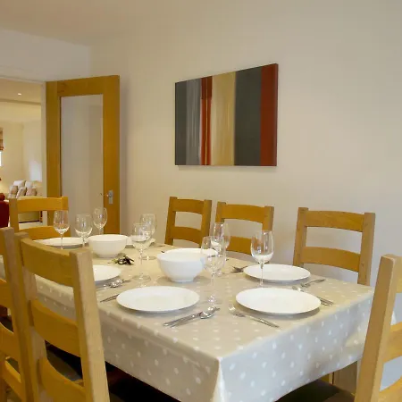 Holiday home Margaret House *